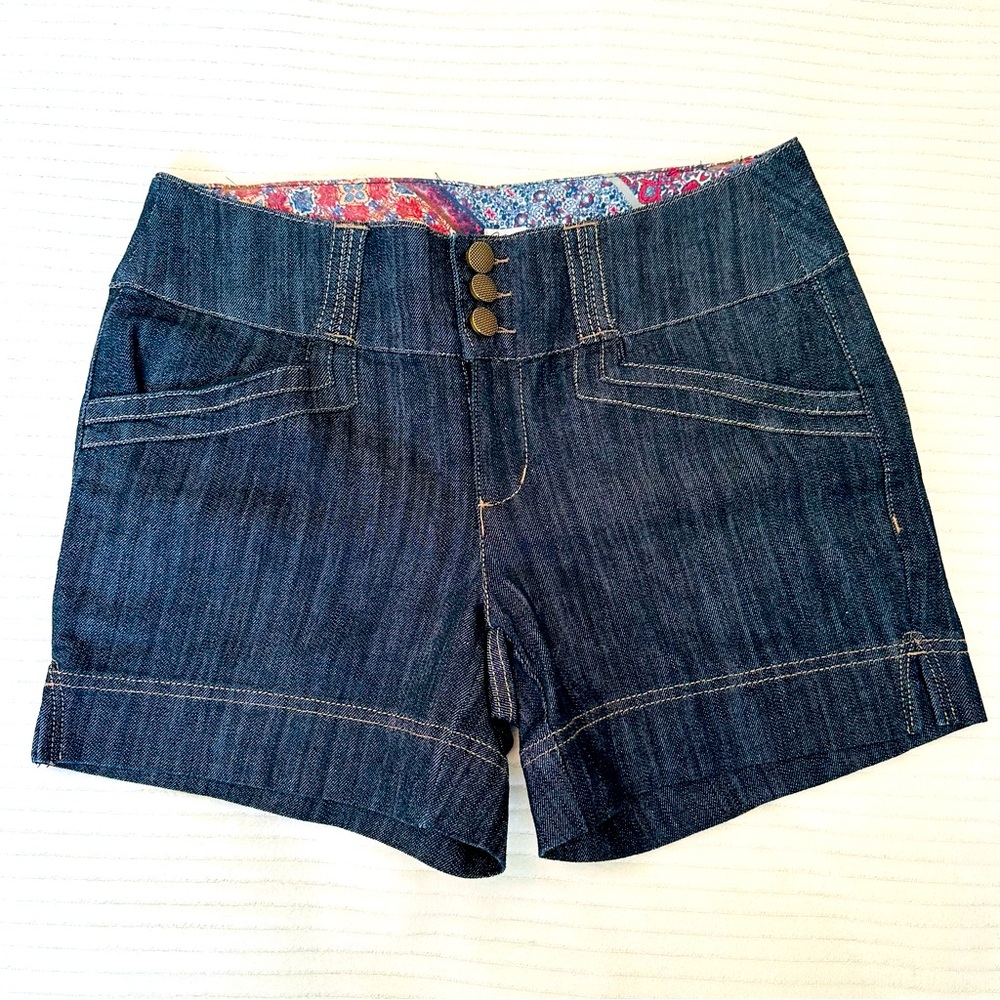 NWOT Kismet Denim Shorts